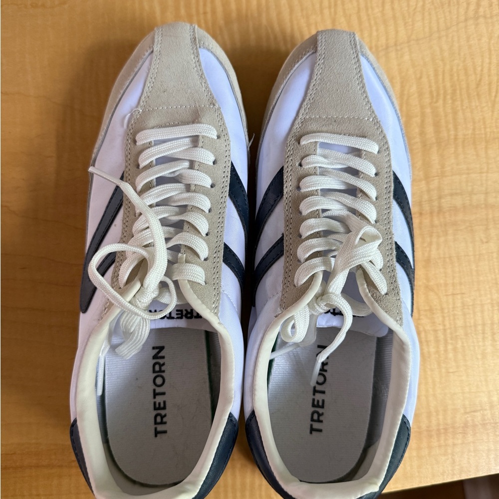 Tretorn Women's Rawlins Casual Lace-Up Sneakers Size 9 White and Navy